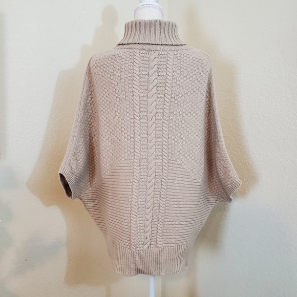 Peter Scott cashmere and merino wool blend sweater cable knit poncho! Si… - Picture 5 of 9